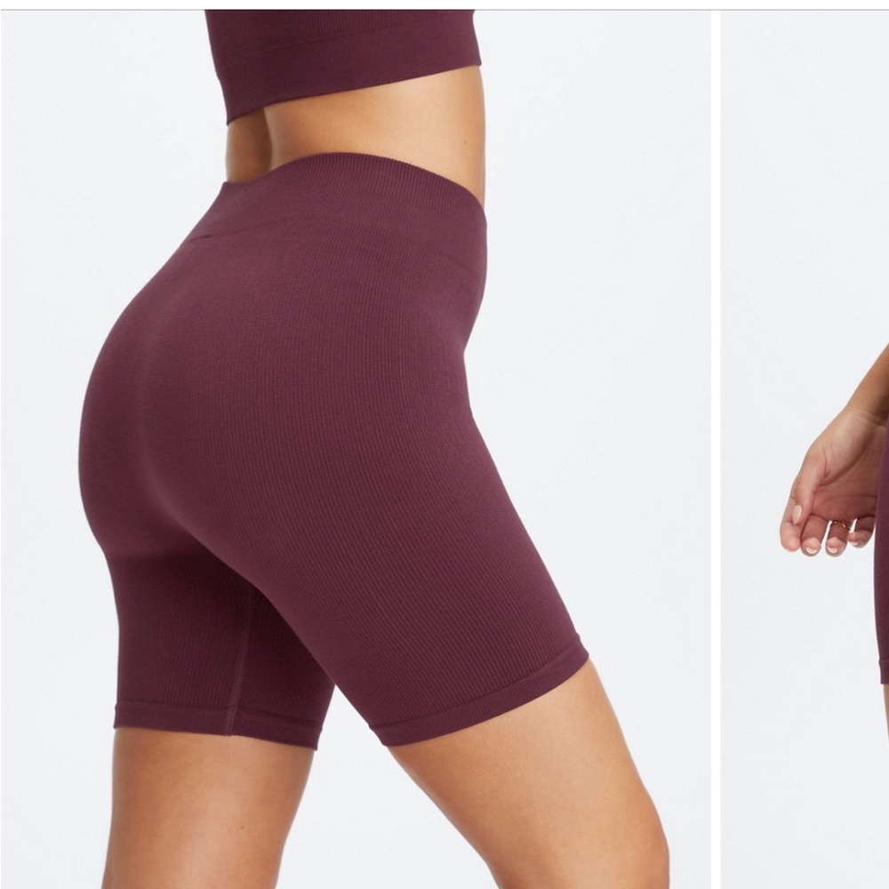 BRAND NEW Fabletics seamless ribbed bike shorts